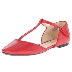 Nine West Zenda T-strap Flats NWOT